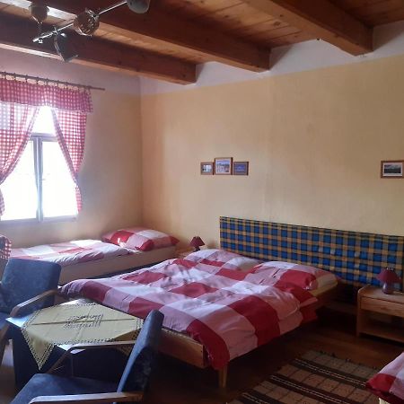 Apartment Romanticka Chalupa Štrba Exteriör bild