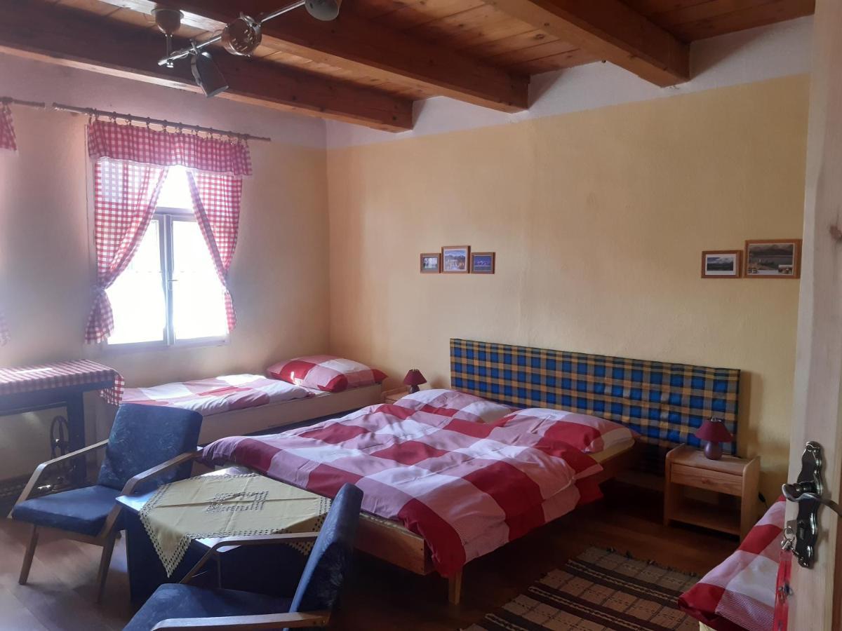 Apartment Romanticka Chalupa Štrba Exteriör bild